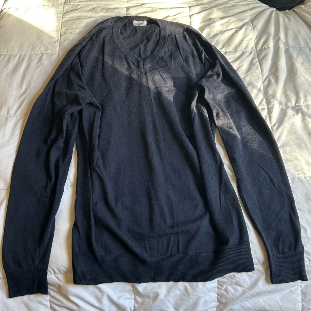Old Navy Men's V-Neck Cotton Sweater in Deep Navy
